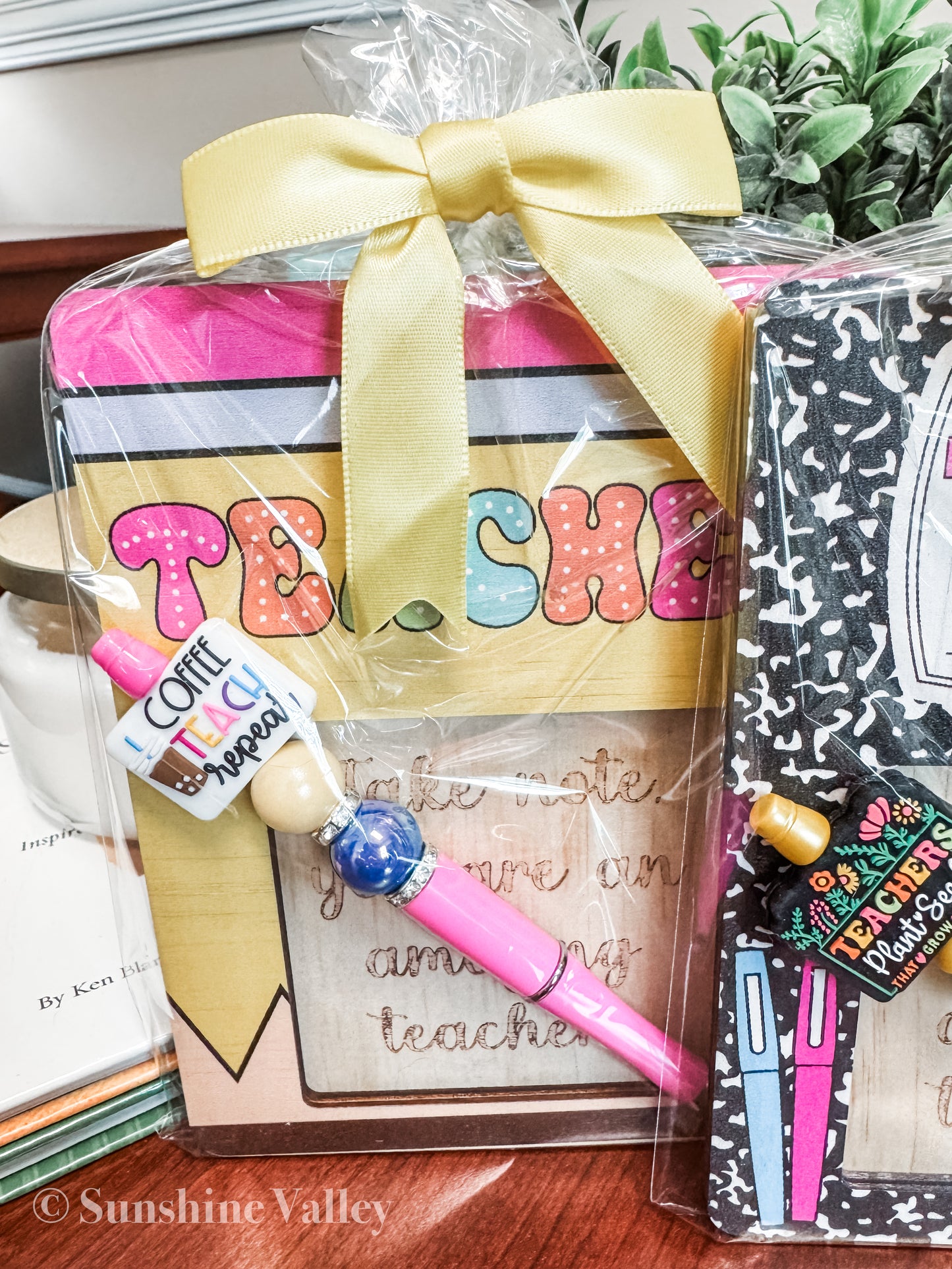 Teacher Note Holder