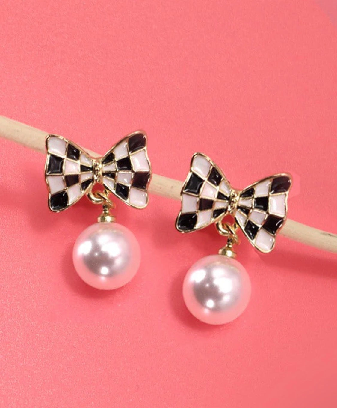 Checker Bow Pearl Drop Earring