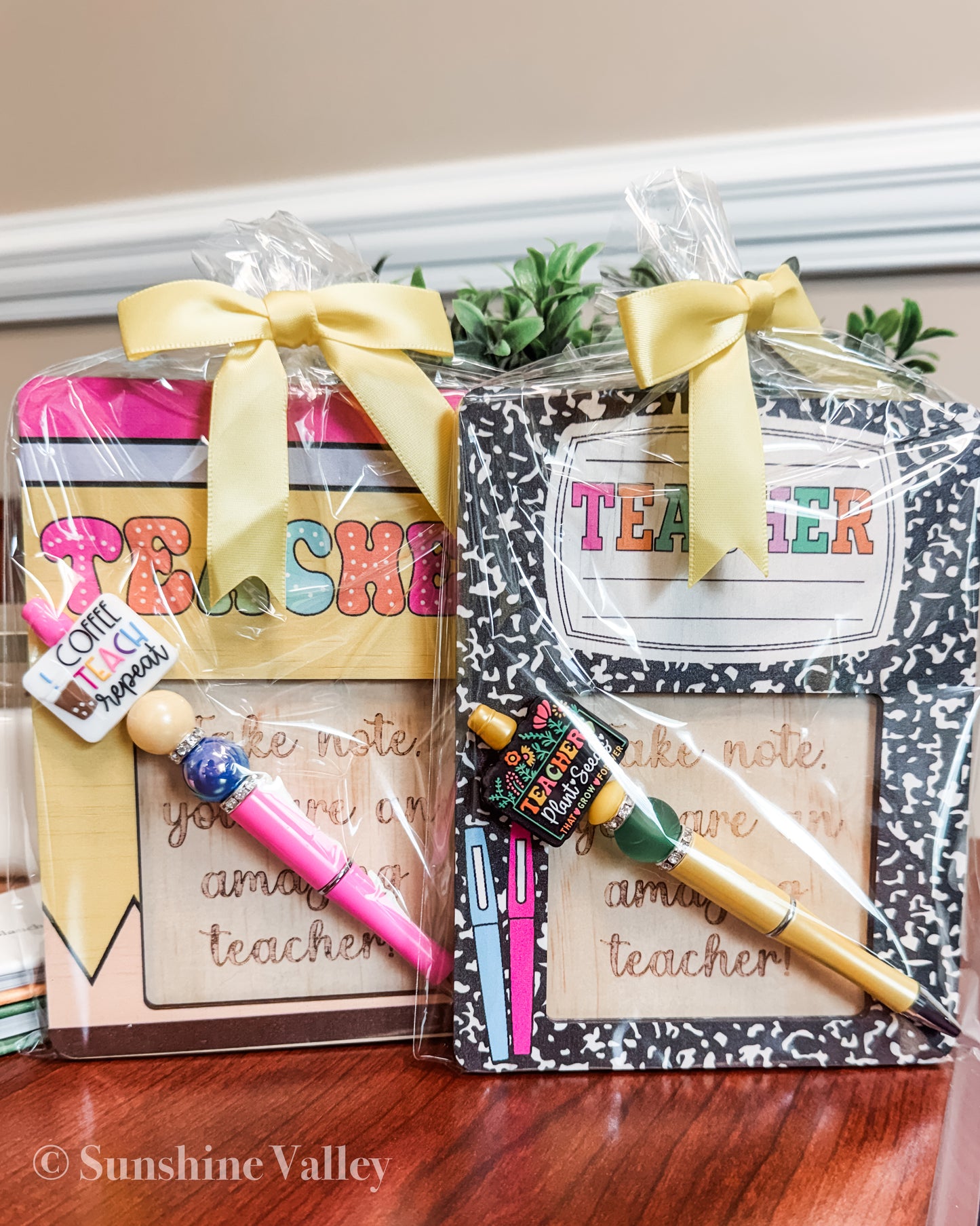 Teacher Note Holder
