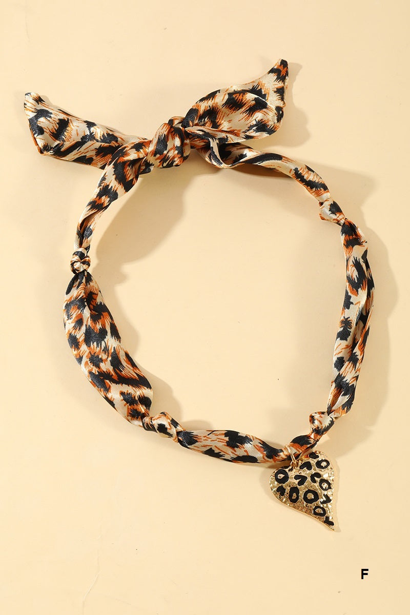 HANDMADE SCARF NECKLACE
