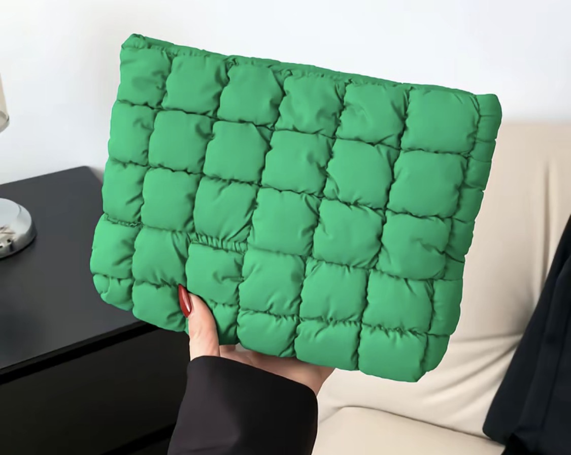QUILTED POUCH BAG