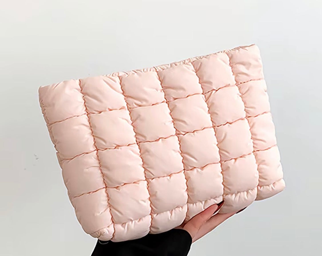 QUILTED POUCH BAG